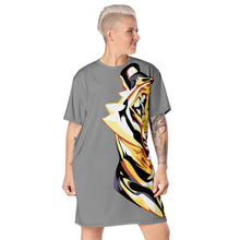 Load image into Gallery viewer, Giant Tiger on Gray - T-shirt dress