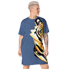 Load image into Gallery viewer, Giant Tiger on blue - T-shirt dress