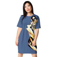 Load image into Gallery viewer, Giant Tiger on blue - T-shirt dress