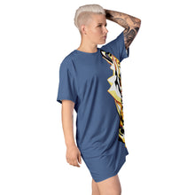 Load image into Gallery viewer, Giant Tiger on blue - T-shirt dress