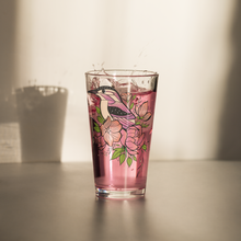 Load image into Gallery viewer, Hummingbird - Shaker pint glass