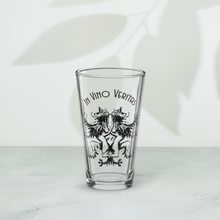 Load image into Gallery viewer, In Vino Veritas - Shaker pint glass