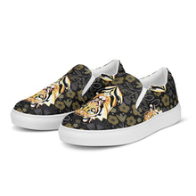 Load image into Gallery viewer, Tiger in the Garden - Women’s slip-on canvas shoes
