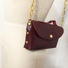 Load image into Gallery viewer, Leather Purse - Red
