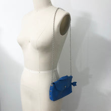Load image into Gallery viewer, Leather Purse - Blue
