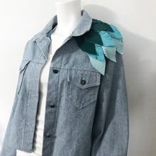 Load image into Gallery viewer, Bird of Paradise - Salvaged Leather Epaulette
