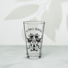 Load image into Gallery viewer, In Vino Veritas - Shaker pint glass
